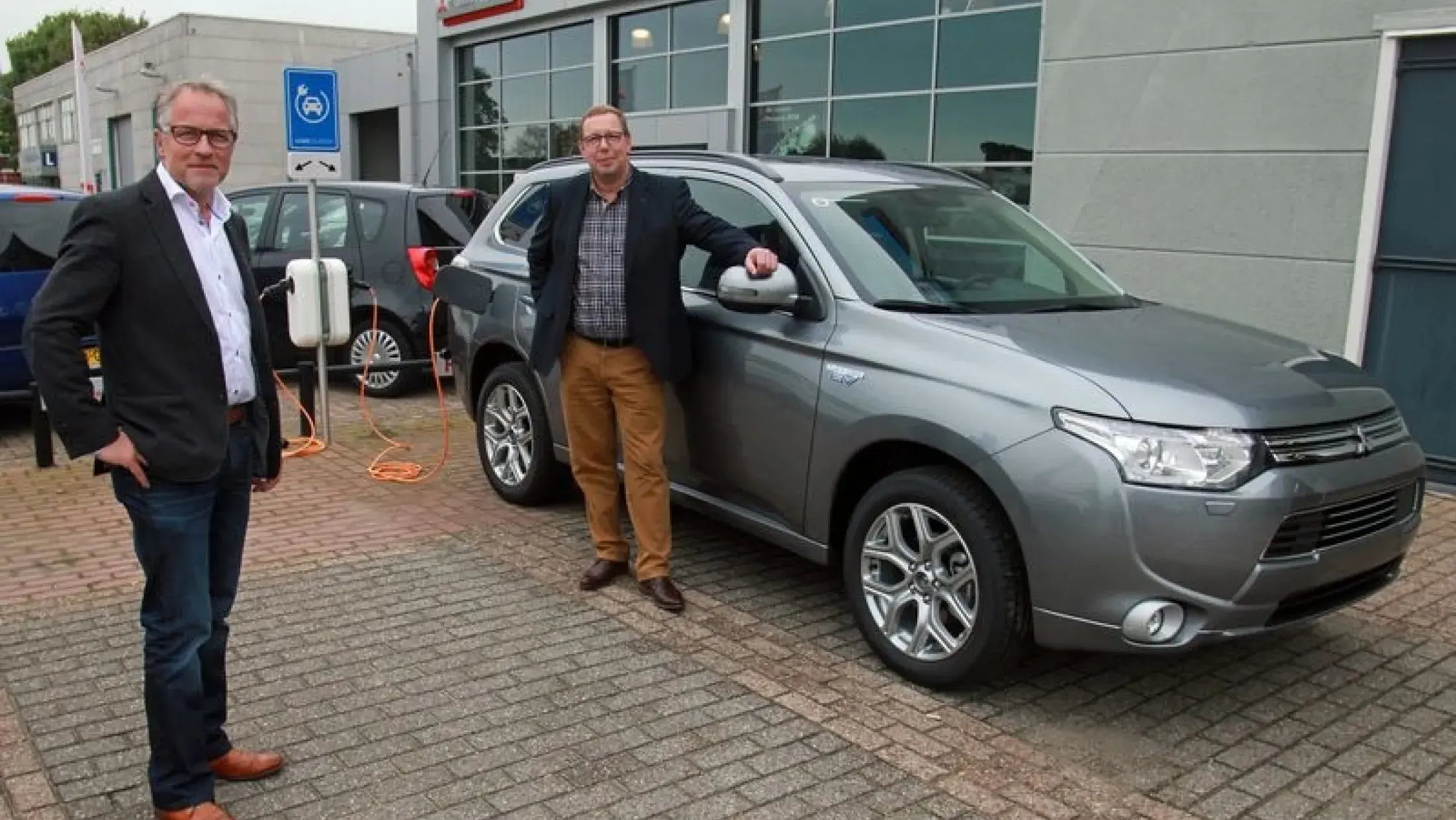 aflevering eerste PHEV